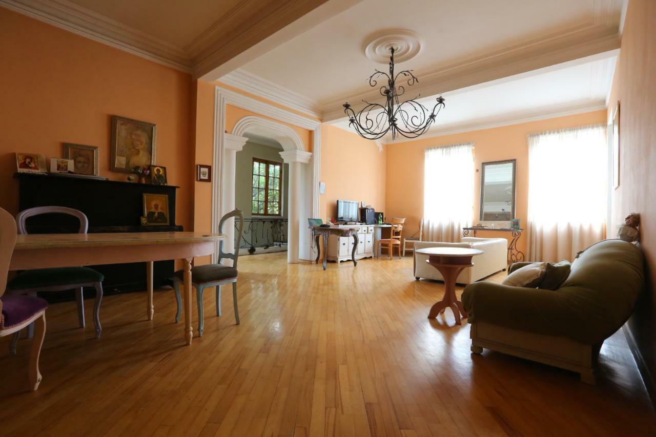 Guest House One Two Three Tbilisi Eksteriør billede